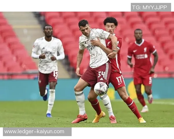 广州足球比赛热潮再起球迷激情四溢见证精彩对决与球队成长